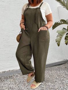 Army Green Casual Collar Sleeveless Woven Fabric Plain Overall Embellished Slight Stretch  Women Plus Clothing Fat Overalls, Casual Green Solid Color Overalls, Casual Green Overalls With Pockets, Fitted Green Overalls With Pockets, Plus Size Overalls Outfit, Green Relaxed Fit Overalls, Salopette Outfit, Plus Size Overalls, Style Salopette