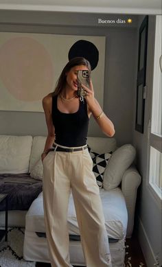 Casual Hostess Outfit, Hostess Outfit, Mode Indie, Chique Outfit, Uni Outfits, Elegante Casual, Looks Street Style, Black Tank Top, Business Outfit