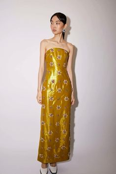 Hand Embroidered Flower, Cocktail Dress Yellow, Back Model, Wedding Guest Style, Strapless Bustier, Guest Attire, Mob Dresses, Bridesmaid Dress Colors, Wedding Attire Guest