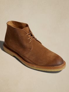 Owen Suede Chukka with Crepe Sole | Banana Republic Tecovas Boots Mens, Clark Desert Boots, Chukka Boots Outfit, Tecovas Boots, Suede Chukkas, Mens Glasses Frames, Chukka Boots Men, Best Shoes For Men, Desert Boots