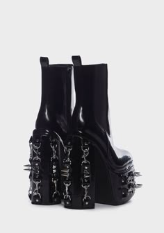 Alt Shoes, Mood Grunge, 90s Platform Shoes, Goth Shoes, Platform Chelsea Boots, Mode Hippie, Gothic Shoes, Lace Up Leggings, Dr Shoes