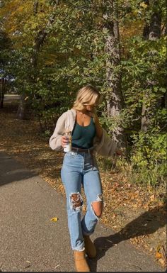 Outfit Ideas Grunge, Fall Fits, Cute Fall Outfits, Cozy Outfit, Outfit Inspo Fall, Fall Fashion Outfits, Mom Outfits, Winter Fashion Outfits