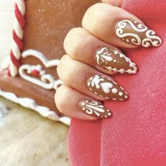 Christmas Nails Gingerbread, Nails Gingerbread, Kandee Johnson, Cute Nail Polish, Icing Design, Nail Time, Cute Christmas Nails, Twinkle Toes, Holiday Nail Art