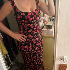 Vintage Betsey Johnson Milkmaid Roses Midi Maxi Dress Xxs Xs S 00 0 2 Bias Cut Top Is Small 15” Pit To Pit Or Smaller Waist Has Some Give, I Wouldn’t Go Larger Than 27” Ties In Back For A Perfect Fit 52” Long (Laying Flat) Satin Rayon In Gorgeous Condition! I’m On The Fence About Selling This One. It’s In Incredible Dress!! It Is Marked A Size S But Runs Small. I Can Squeeze Into It But If Someone Purchases Or Makes An Offer, I Would Consider Selling. It’s Just A Little Bit Too Tiny For Me. Betsey Johnson Floral Dress, Smaller Waist, Vintage Betsey Johnson, Betsey Johnson Dresses, Cut Top, The Fence, Midi Maxi Dress, Small Waist, Dresses Xs