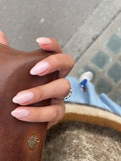 Milky Pink Nails, Milky Pink, Nagel Tips, Minimal Nails, Round Nails