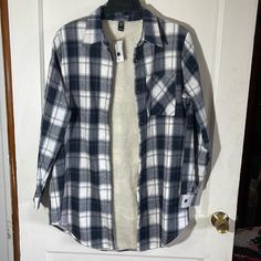 Nwt, Fur Lined Flannel White Long Sleeve Flannel Shirt For Winter, White Casual Flannel Shirt For Winter, Casual White Flannel Shirt For Winter, Satin Wrap Top, Green Flannel, Oversized Flannel, Carl Grimes, Black Off Shoulder, Skater Boy