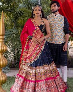 🌹Rate::2100 🌹Whatsp:9️⃣7️⃣2️⃣5️⃣5️⃣1️⃣6️⃣6️⃣2️⃣6️⃣ 🌹✅Only prepaid order accept 🌹Digital printed 🌹code nima TREND/krishi fab Printed Lahenga, Gujarati Garba, India Wedding Dress, Lehenga Heavy, Garba Navratri, Garba Outfit, Navratri Lehenga, Mirror Work Lehenga