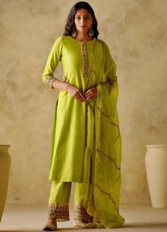 Neon Green Embellished Silk Kurta Palazzo Set Varun Chhabra - Fabilicious Fashion Kurta And Palazzo, Kurta Palazzo Set, Palazzo Set, Cotton Dupatta, Silk Kurta, Indian Suits, Organza Dupatta, Floral Color, Green Silk