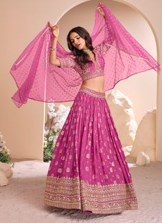 #lehengalove #kurti #weddingdress 
#indianbride #weddinglehenga #designerlehenga #designer #bridal #anarkali #partywear #traditional #lehengas
 #bride #india #sareelove #instafashion #style #bridalwear #sarees Bridal Entry, Indian Wedding Lehenga, Party Wear Lehenga Choli, Wedding Lehengas, Lehenga Choli Online, Pink Lehenga, Patiala Salwar, Embroidered Lehenga, Lehenga Blouse