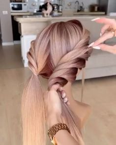 Textured Bun, Twisted Bun, Updo Hairstyles Tutorials, Hair Updos Tutorials, Side Braid Hairstyles, French Braid Hairstyles, Long Hair Tutorial, Hair Therapy, Easy Hair Updos