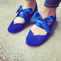 "These Royal Blue Ballet Flats with satin ribbon are so soft, chic + super comfortable! Whether you will have them as \"something blue\" as bridal shoes on your wedding or as everyday favourite flats, these beautiful shoes will make you feel so special! ► Made to order ballet flats, I will be delighted to personally handcraft a pair especially for you! ► Upper in buttery soft Royal blue Italian leather suede ► See them in Black: https://www.etsy.com/listing/264786380/ballet-flats-with-ribbon-bla Blue Round Toe Wedding Shoes For Spring, Spring Wedding Shoes With Satin Bow, Spring Wedding Shoes With Satin Bow And Round Toe, Blue Closed Toe Flats For Party, Blue Round Toe Ballet Flats For Spring, Blue Ballet Flats With Round Toe For Spring, Elegant Blue Ballet Flats, Elegant Blue Closed Toe Ballet Flats, Summer Blue Round Toe Ballet Flats