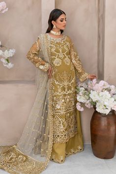 Embroidery Pearls, Salwar Kameez Pakistani, Embroidered Salwar, Eid Dress, Pakistani Designer Clothes, Organza Shirt, Eid Dresses, Embroidered Organza, Silk Trousers