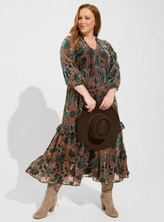 Torrid Fall Dresses 2022, Plus Size Cottagecore Fashion, Black Short Sleeve Dress, Velvet Burnout, Burnout Velvet, Butterfly Dress, Dress Images, Eclectic Fashion, Super Cute Dresses