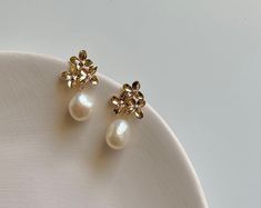 Baroque Keshi Pearl Earrings,statement Pearl Earrings,pearl Dangle Earrings,pearl Drop Earrings,unique Gift - Etsy Earrings Gold Pearl, Gold Wrap Ring, Bridesmaid Pearl Earrings, Real Pearl Earrings, Pearl Drop Earrings Gold, Drop Earrings Gold, Freshwater Pearl Earrings, Baroque Pearl Earrings, Earrings Bridesmaid