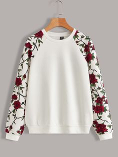 White Casual  Long Sleeve Polyester Floral Pullovers Embellished Slight Stretch Spring/Fall Women Sweatshirts Raglan Sleeve Sweatshirt, Floral Pullover, Fashion Design Clothes, Trendy Fashion Women, Sleeves Pattern, White Casual, Outerwear Women, Printed Sweatshirts, Long Sleeve Pullover