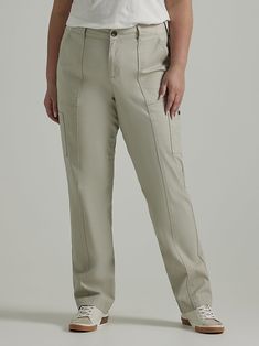 For the woman on the go, there's nothing like a utility pant to keep you moving throughout your day. These mid-rise, straight leg pants come with pockets throughout to hold anything that you may need, whether you're traveling the world or just running errands. Made from a soft cotton blend with just a hint of stretch, they keep things comfortable no matter how much you're moving. Womens Denim Vest, School Clothing, Fitted Denim Jacket, Mens Fade, Pants Women Fashion, Riders Jacket, Traveling The World, Mens Workwear, Flat Front Pants