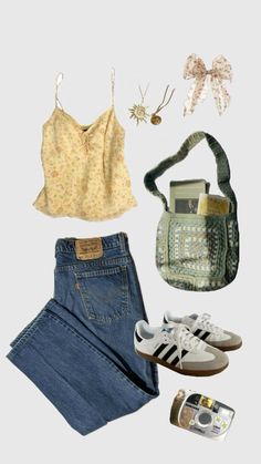 Overall Fits Summer, Nyc Summer Outfits Aesthetic, Summer Outfit Japanese, Vidcon Outfit, Dress To Impress Trendy Theme, Boston Summer Outfit, Adventurous Outfits, Camp Counselor Outfit, Beachy Outfits Aesthetic