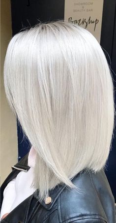 Blond Cenușiu, Bayalage Blonde, Grey Hair Color Silver, Ice Blonde Hair, Granny Hair, White Hair Color