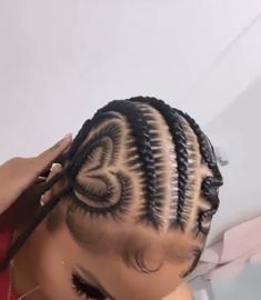 Styles With Braiding Hair, Feed In Braids Cornrows, Weave Hair Color, Feed In Ponytail, Feed In Braids, Feed In Braids Hairstyles, Cute Braided Hairstyles, Braided Cornrow Hairstyles, Braids Hairstyles Pictures