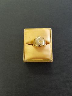 At Size 2, this ring is tiny and is suitable only for a tiny finger or to wear on a chain. The weight is 6 grams Note:  There are two rings listed:  This one with the Cent Insignia and a larger sized one with a Dollar Insignia.  Both rings are listed as separate purchases.  If you want to buy both - dollars and cents - please message me so I can put the two together for you. Gold Signet Ring, Size 2, Signet Ring, Vintage Gold, Rings Statement, Statement Rings, Platinum, Two By Two, Jewelry Rings