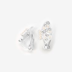 Let your dreams take flight with these feminine wing clip on stud earrings that can be enjoyed with or without a piercing. Silver-tone earrings are completely covered in an eye-catching combination of beautiful faux pearls and sparkling faux crystals. Finish: Silver-tone Closure: Clip on Material: Metal - Claire's Silver Crystal Pearl Wing Clip On Stud Earrings Let Your Dreams Take Flight, Fashionable Jewelry, Silver Crystal, Metal Style, Crystal Pearls, Black Crystals, Clip On, Clip On Earrings, Faux Pearl