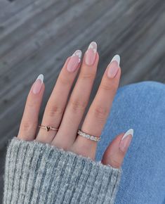 nail polish art designs for winter

credit: heluviee Simple White Nail Designs, Chicago Nails, Cozy Date Night, Red And White Nails, Nail Designs For Short Nails, Quick Nail Art, Nail Art Photos