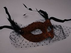 Victorian Masquerade Mask, Mascaraed Prom, Antifaz Aesthetic, Goth Masquerade, Masquerade Mask Ideas, Masquerade Mask Aesthetic, Red Mask Masquerade, Red Masquerade Mask, Mascarade Party