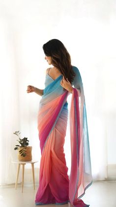 Chiffon Georgette saree With running blouse.. #chiffonsaree #sarees #cottonsaree #silksarees #khadisaree #handloomsaree #tussarsilksarees #linensarees #banarasisilksarees #organzasaree #kotasaree #matkasaree #mulmulsaree Alia Bhatt Saree, Fancy Sarees Party Wear, Traditional Indian Dress, Simple Sarees, Indian Fashion Saree, Saree Designs Party Wear, Trendy Sarees