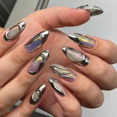 nail designs with chrome Metallic Nails Design, Kutek Disney, Unghie Nail Art, Aurora Nails, Silver Nail