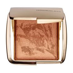 Color: Luminous Bronze Light - A Medium Bronze Shade Fused With Luminous Light For A Softer, Candlelit Warmth. (Ideal For Light/Medium Complexions) Size 0.39 Oz/ 11 G An Illuminating Bronzer With Photoluminescent Technology, Featuring Bronze Pigments That Deliver A Natural-Looking, Sunkissed Glow While Flaunting Depth And Dimension. Brand New Bronzers For Dark Skin, Hourglass Bronzer, Summer Beauty Essentials, Hourglass Ambient, Hourglass Makeup, Best Bronzer, Bronzer Makeup, Sephora Sale, Bronze Lighting