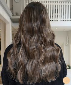 Balayage mörkt hår Beige Brunette, Darker Blonde, Partial Balayage, Brown Hair Shades, Dark Brunette Hair, Perfect Hair Color, Brown Hair Looks, Hair Gloss, Brown Hair Inspo