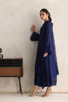 Party Wear Salwar Kameez Royal Blue Dress Pakistani, Party Wear Indian Dresses Salwar Kameez, Blue Pakistani Dress, Eid Dresses Pakistani, Pakistani Party Dresses, Desi Ootd, Pakistani Dresses Party, Royal Blue Outfits, Buy Salwar Kameez Online