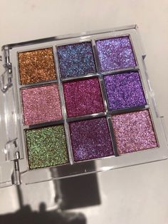 Iridescent Makeup, Multichrome Eyeshadow, Duochrome Eyeshadow, Shimmer Eyeshadow Palette, Shimmer Makeup, Indie Makeup, Makeup Idea, Cosmetic Glitter, Shimmer Eyeshadow