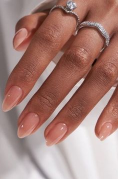 Check out these chic and classy nail designs for 2022. These nail designs are timeless and pretty. Perfect nails for weddings. Ongles Beiges, Creative Backyard, Neutral Nail Designs, Engagement Nails, Nails Bright, Bridesmaids Nails, Unghie Sfumate, Kutek Disney