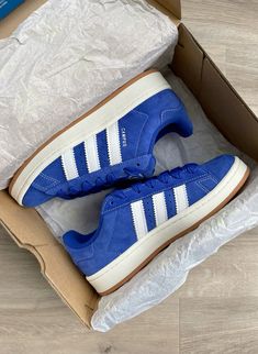 #adidascampus #adidas #lucidblue #sneakers Adidas Campus 00s, Preppy Shoes, Anime Jewelry, Dark Autumn, Bleu Pastel, Adidas Campus, Birthday Wishlist, Dream Shoes