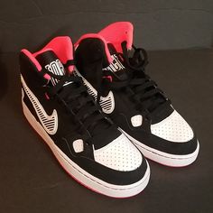 New With Box Youth Girl Size 6.5y. Eur Size 39. 24.5 Cm. Box Included But Missing Top Pink High-top Synthetic Skate Shoes, Pink Nike High-top Basketball Shoes, Nike Pink High-top Basketball Shoes, Nike Pink Mid-top Skate Shoes, Nike Cortez Vintage, Nike Son Of Force, Nike Air Max 2015, Nike Air Max 200, Tan Sneakers