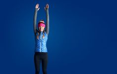 6 Moves That Prime Your Body for a Winter Run Running Warm Up, Marathon Prep, Stretches For Runners, Dynamic Warm Up, Running Photos, Dynamic Stretching, Marathon Shirts, Running Plan, Running Form