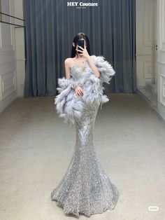 Royal Theme Prom Dress, Glamorous Gown With Sweetheart Neckline, Glamorous Wedding Mermaid Dress, Glamorous Strapless Mermaid Dress For Banquet, Sparkling Mermaid Dress For Wedding And Prom Season, Silver Evening Dress With Sweetheart Neckline For Prom, Silver Strapless Gown For Prom Season, Silver Strapless Prom Gown, Glamorous Mermaid Dress With Fitted Bodice For Banquet