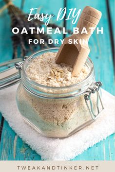 This easy DIY oatmeal bath recipe is made with rich coconut milk and essential oils. It's soothing for dry winter skin and eczema. it also makes for a great handmade gift. Diy Colloidal Oatmeal Bath Soak, Natural Bath Soak Recipes, Oatmeal Milk Bath Recipe, Moisturizing Bath Soak Diy, Oatmeal Bath For Itchy Skin, Oatmeal Bath Recipe, Diy Oatmeal Bath, Baby Oatmeal Bath