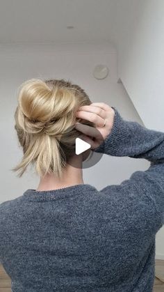 Low Bun, Elegant Hairstyles, Messy Bun, Hair Inspo, Hair Inspiration, Life Hacks