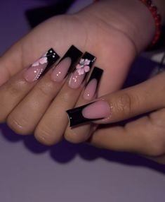 French Tips With Flowers, Nail Nail Designs, Pink French Tips, Black Acrylic Nails, Colored Acrylic Nails, Girly Acrylic Nails, Pink French, French Acrylic Nails, Nail Sets