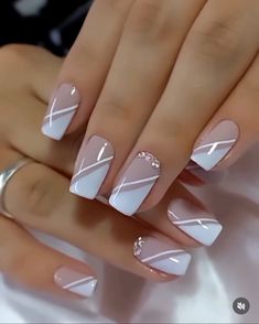 Gorgeous Nails Designs Classy, Holiday Nail Ideas, Elegant Touch Nails, Manicure Nail Designs, Whimsical Patterns, French Manicure Nails, Stunning Nail Designs