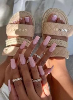 Vacation Nails Long Coffin, Full Nail Color Ideas, Vacation Nails 2024, Birthday Poses, Soft Pink Nails, Classy Acrylic, 2023 Nail, Acrylic Toe Nails, Easy Nails