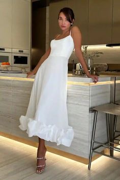 Rochie Amber Glamoshop Engagement Party Guest Outfit, Party Guest Outfit, Engagement Party Guest, Bustier Midi Dress, Sleeveless Party Dress, Milk Color, Rehearsal Dress, White Dress Party, Strapless Midi Dress