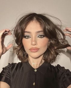 Devine Feminine Makeup, Latina Douyin Makeup, Makeup Looks Dark Feminine, Coffee Makeup Look, 2010s Makeup, Smoky Makeup, Night Out Makeup, Seductive Makeup, Maquillage On Fleek