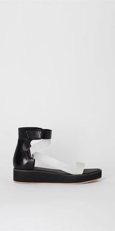 3.1 Phillip Lim White Sandal, Play Shoes, Shoe Shine, Gym Shoes, Diy Clay, Style Chic, Handmade Shoes, Beautiful Shoes