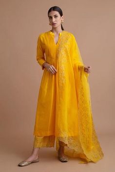 Shop for Sureena Chowdhri Yellow Silk Chanderi Pintuck Kurta Set for Women Online at Aza Fashions Sureena Chowdhri, Velvet Kurta, Wedding Pantsuit, Velvet Dupatta, Yellow Kurta, Diwali Outfits, Zari Embroidery, A Line Kurta, Designer Kurtis