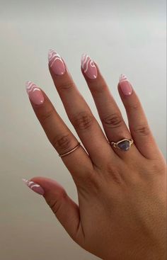 Alomd Nails Ideas, Mail Inspo 2022, Nail Inspiration 2023, Nails Valentines, Minimal Nails, Summer Acrylic Nails, Nails Summer, Nails Coffin