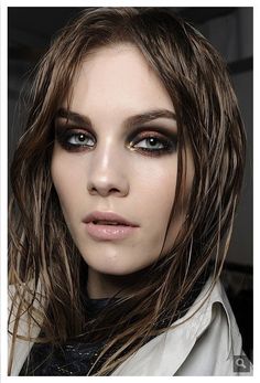 Trucco Smokey Eye, Editorial Make-up, Fall Eye Makeup, High Fashion Makeup, Eye Makeup Looks, Runway Makeup, Beauty Make-up, Makijaż Smokey Eye, Make Up Looks