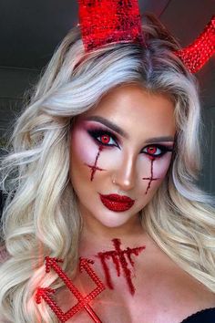 Devil Makeup Looks Halloween, Devil Makeup Halloween Easy, Devil Makeup Halloween Pretty, Halloween Makeup Devil, Devil Makeup Look, Halloween Devil Makeup, Devil Halloween Makeup, Girl Halloween Makeup